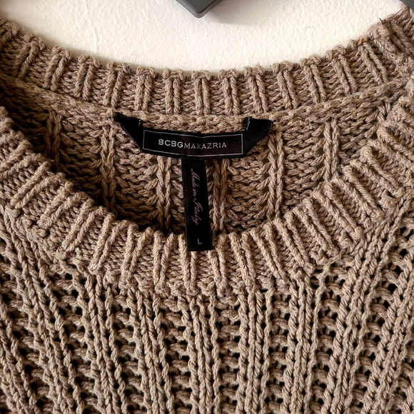 Bcbg cold shoulder sweater - Picture 5 of 5